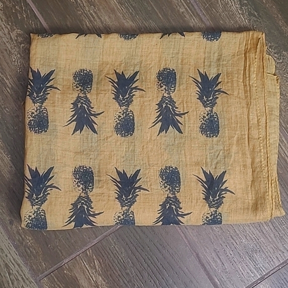 Pineapple Scarf 100% Cotton Sz 75"L x 27"W - Picture 5 of 5